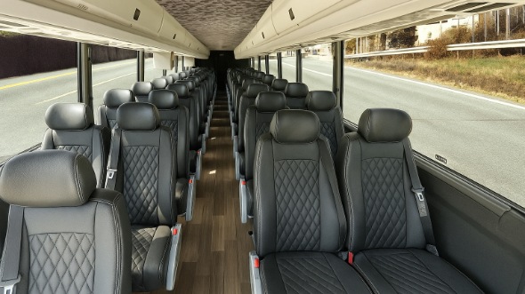 new haven 28 passenger minibus